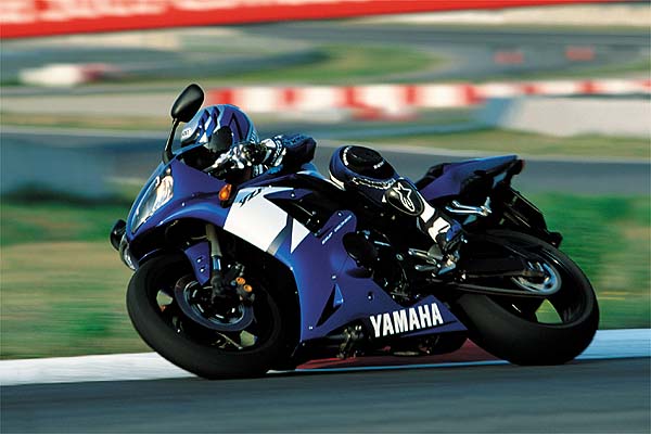 2002yzfr1_12.jpg