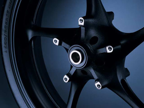 2005r6_wheel.jpg