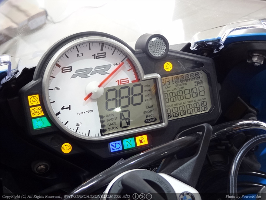 2012_s1000rr-03.jpg