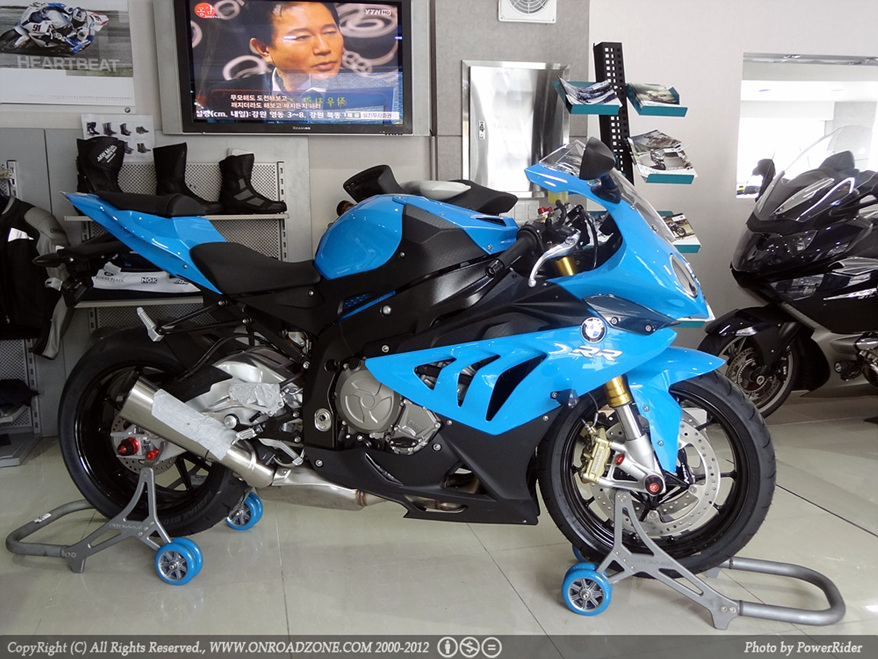 2012_s1000rr-06.jpg