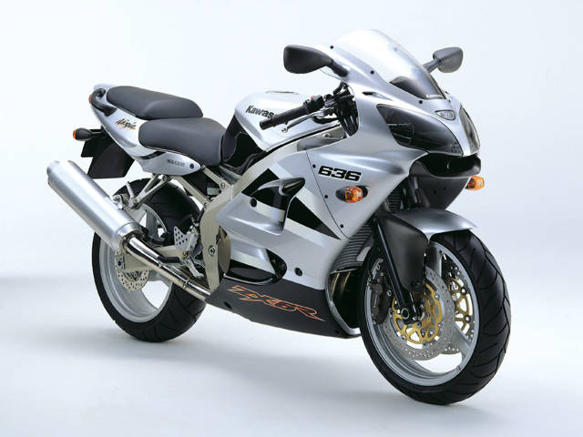 2002zx6r_2.jpg