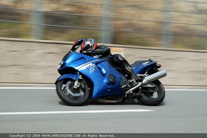 cbr1100xx_19.jpg