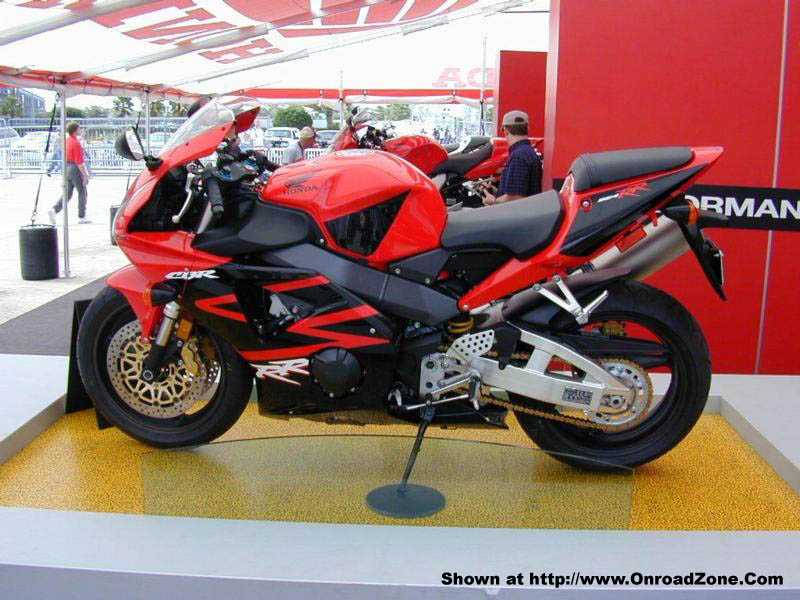 cbr954rr_4.jpg