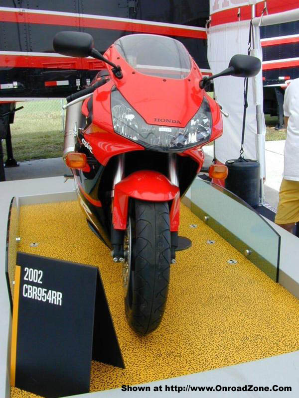 cbr954rr_5.jpg