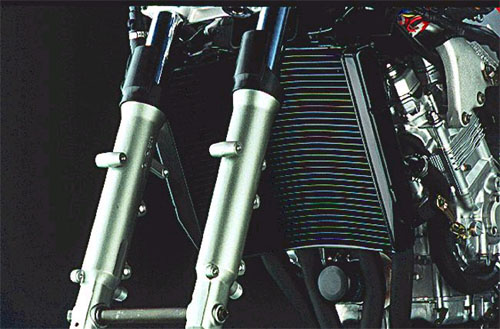 yzf1000r_radiator.jpg